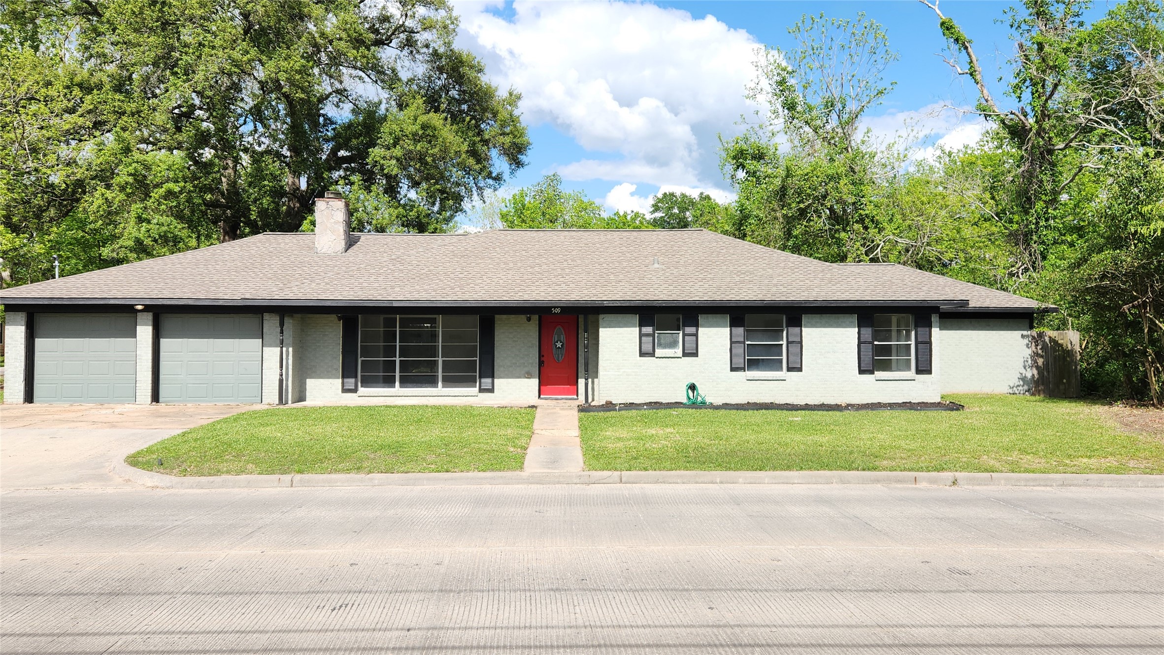 509 N Winfree Street Dayton TX 77535