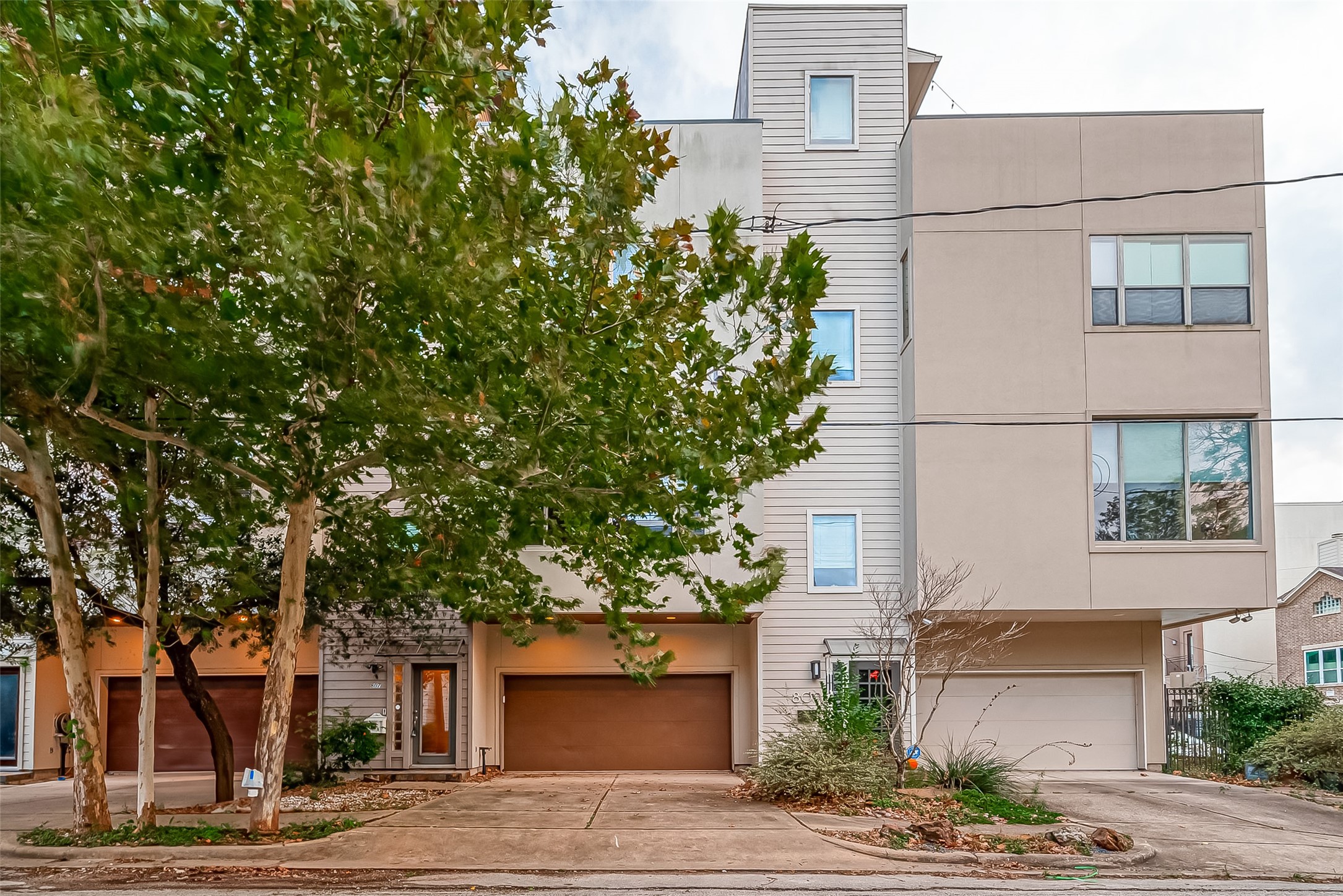 807 Willard Street Houston TX 77006