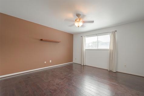 10217 Longmont Drive Houston TX 77042