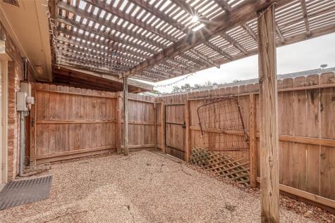 10217 Longmont Drive Houston TX 77042
