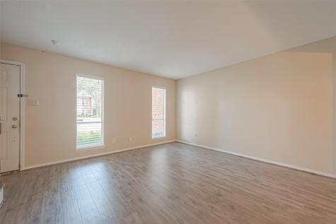 10217 Longmont Drive Houston TX 77042