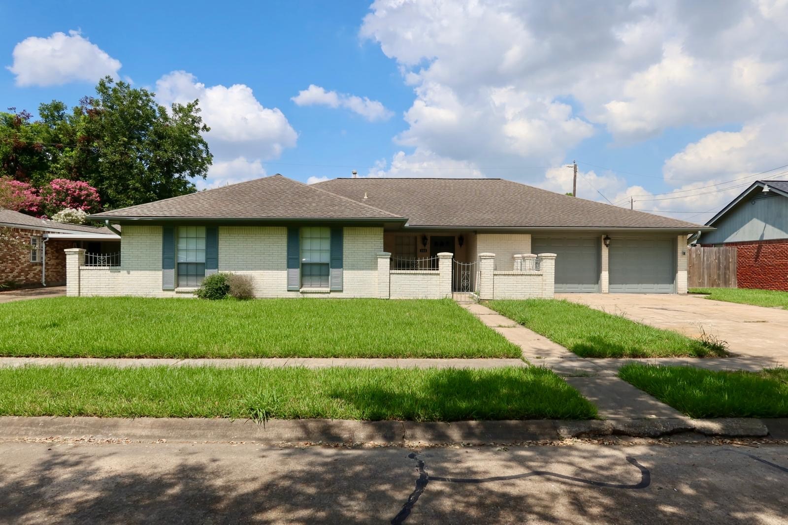 806 James Street Deer Park TX 77536