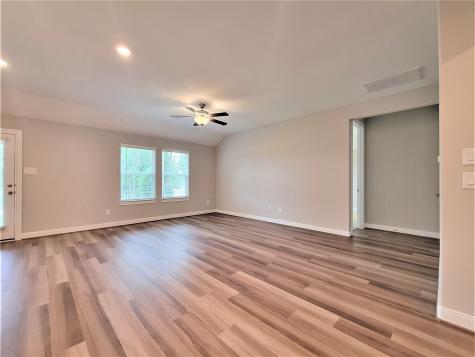 1920 Canyon Live Oak Street Conroe TX 77304