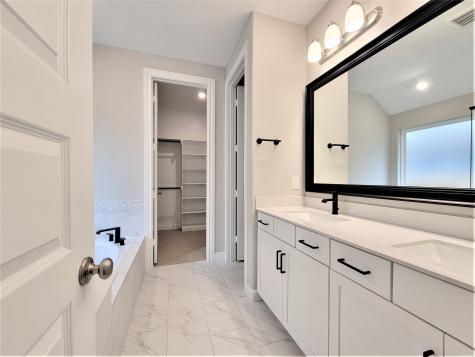 1920 Canyon Live Oak Street Conroe TX 77304