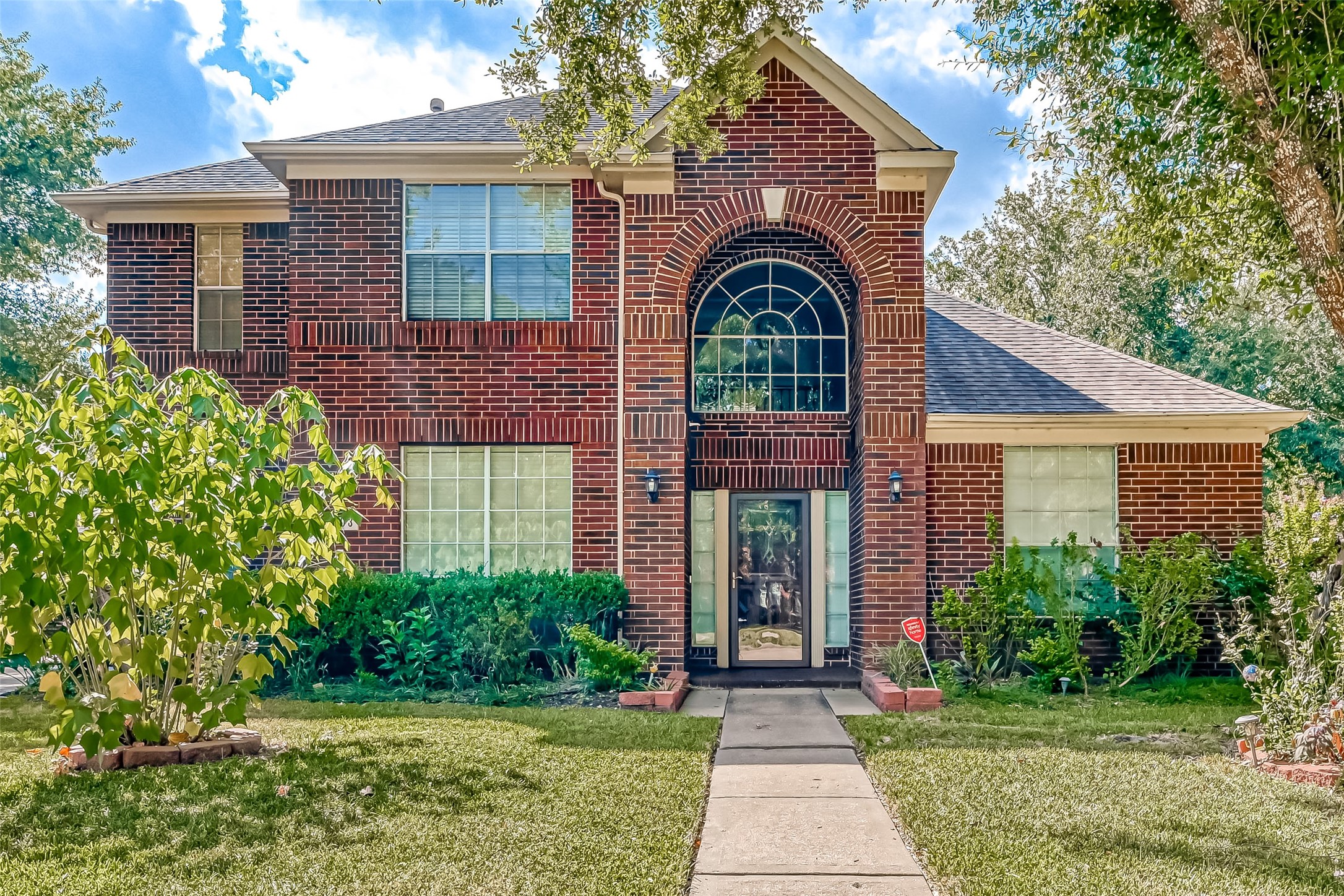 303 Oak Creek Lane League City TX 77573