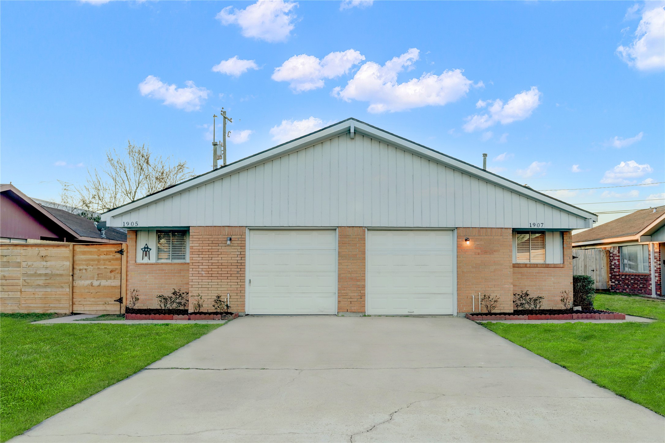 1907 Bahama Drive Seabrook TX 77586