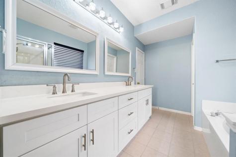 1014 Jasons Bend Drive Sugar Land TX 77479