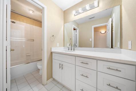 1014 Jasons Bend Drive Sugar Land TX 77479
