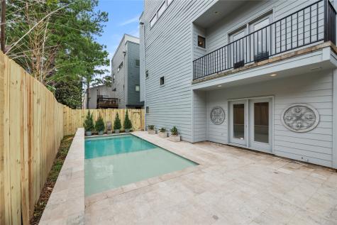 5205 Rose Street B Houston TX 77007