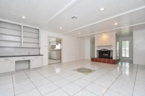 7714 Eichler Drive Houston TX 77036