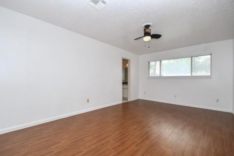 7714 Eichler Drive Houston TX 77036