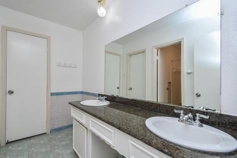 7714 Eichler Drive Houston TX 77036