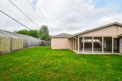 7714 Eichler Drive Houston TX 77036