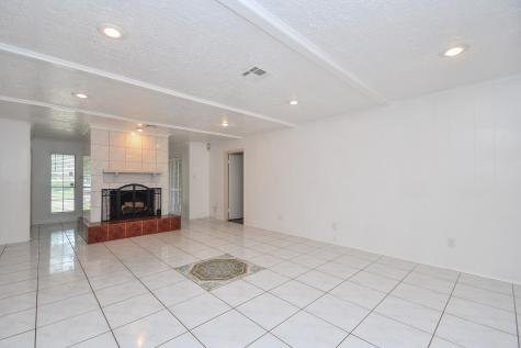 7714 Eichler Drive Houston TX 77036