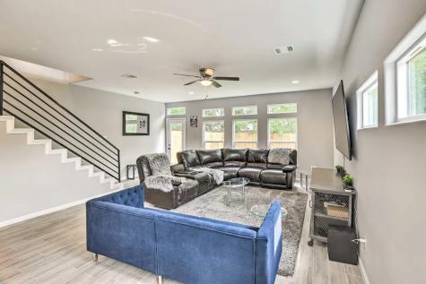 4909 Sunflower Street Houston TX 77033