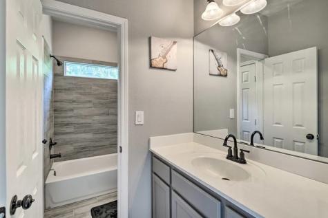 4909 Sunflower Street Houston TX 77033