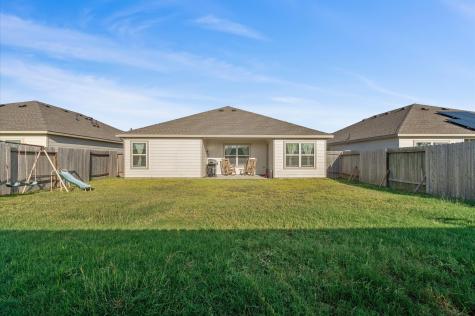 634 W Fairway Lake Drive Alvin TX 77511