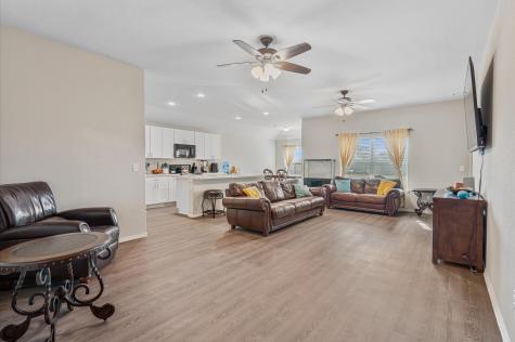 634 W Fairway Lake Drive Alvin TX 77511