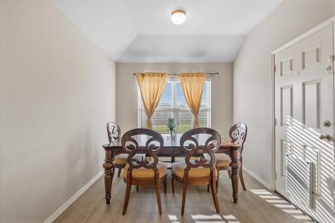634 W Fairway Lake Drive Alvin TX 77511
