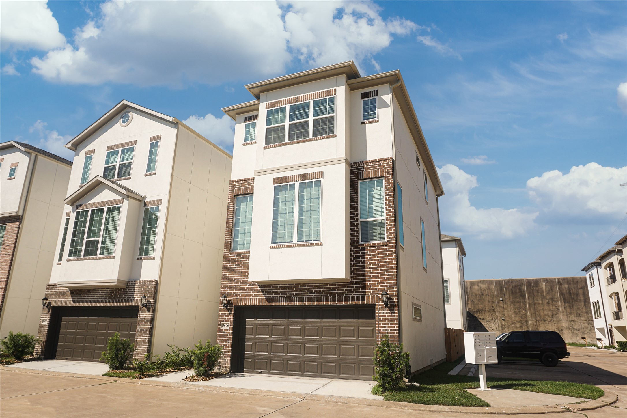 5606 Woodbrook Way Houston TX 77081