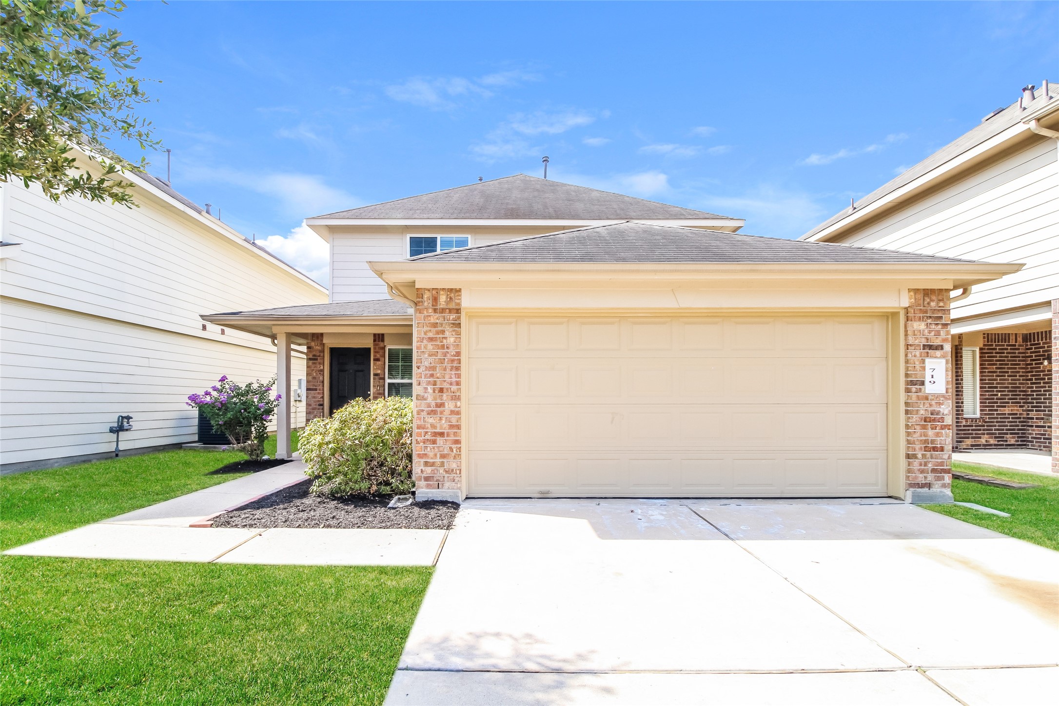 719 N Ella Creek Drive Houston TX 77067