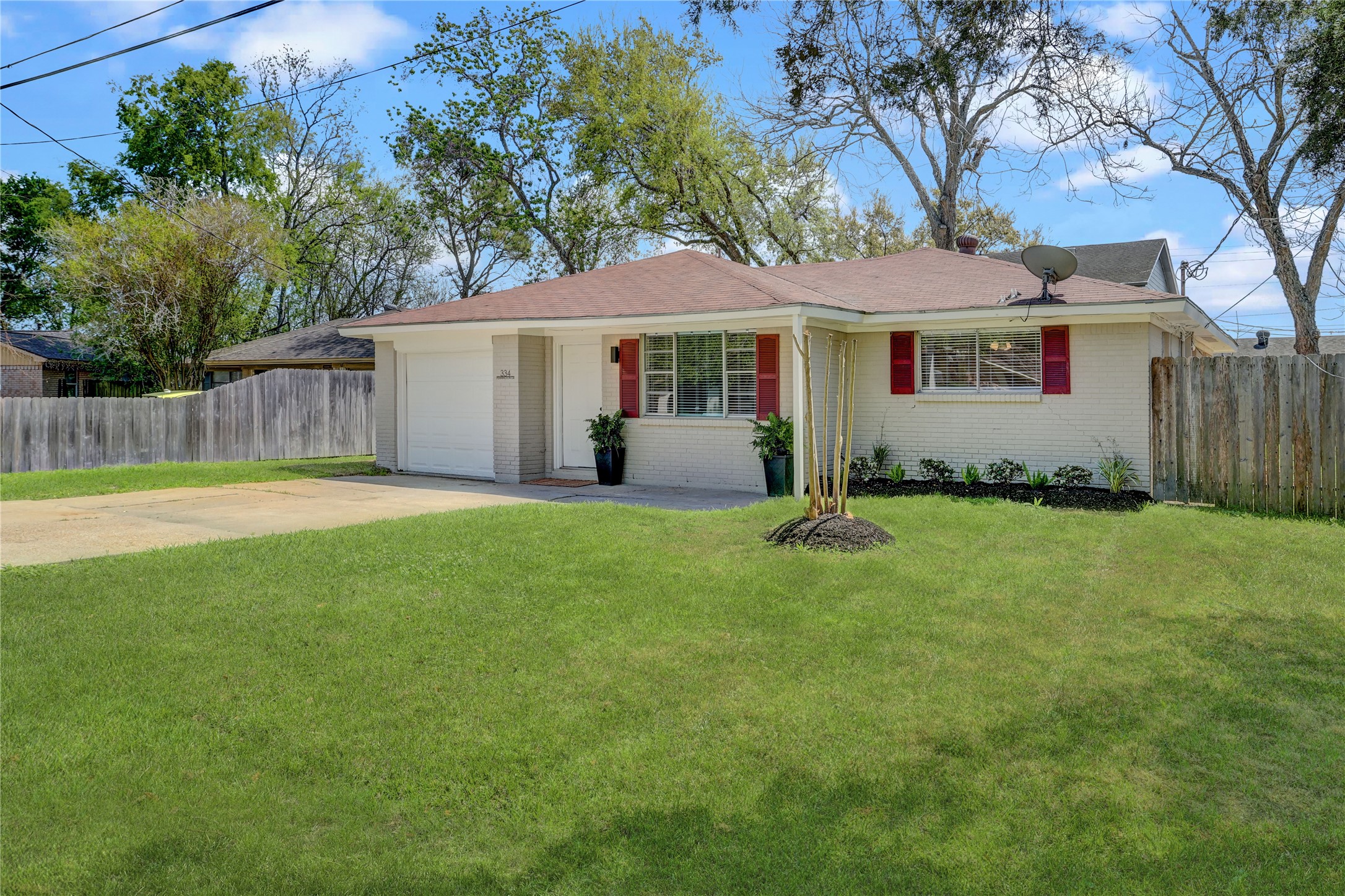 334 Pennington Drive Alvin TX 77511