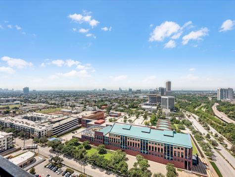 1711 Allen Parkway 2102 Houston TX 77019