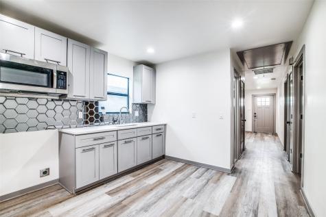 3821 Redbud Street Houston TX 77051