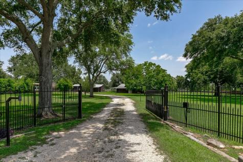 33420 Fulshear Farms Road Fulshear TX 77441