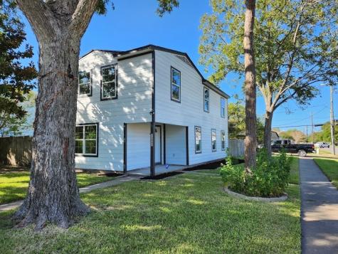 1202 3rd Avenue N Texas City TX 77590