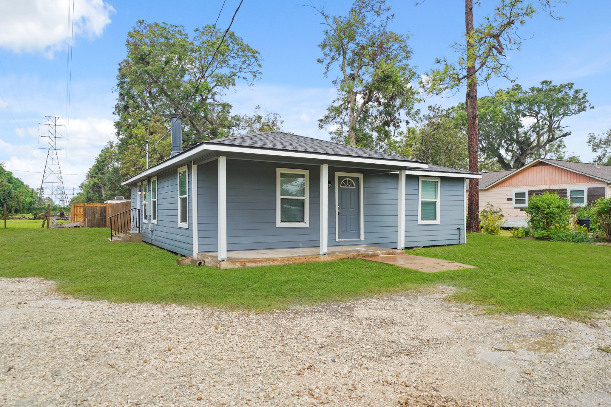 516 Coleman Street Clute TX 77531