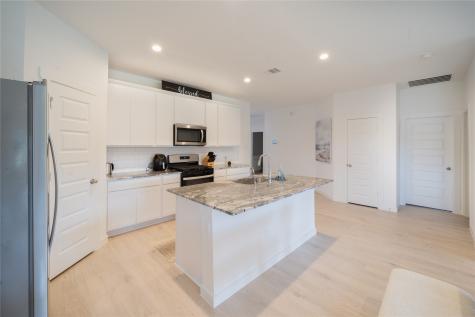 4990 Edgewood Drive Fresno TX 77545