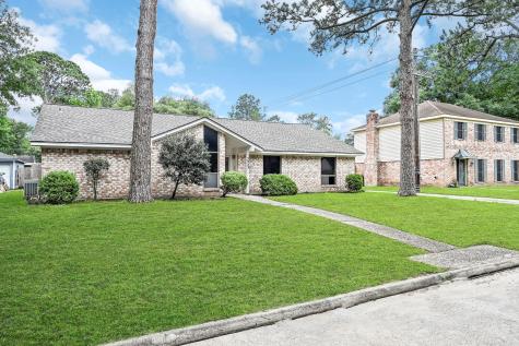 5923 Pebble Springs Drive Houston TX 77066