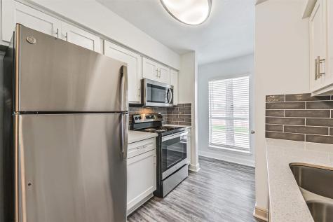 1111 W Main Street 4103 League City TX 77573