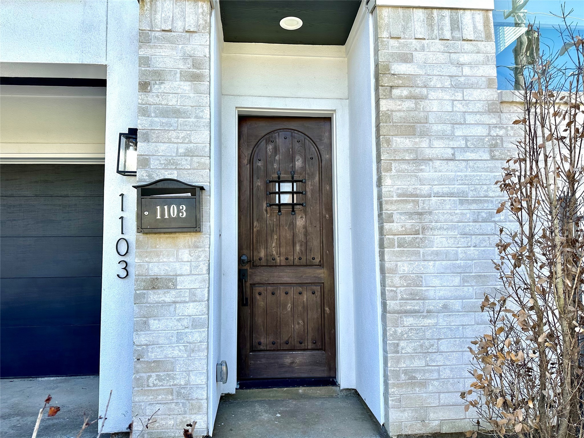 1103 Ruthven Street Houston TX 77019