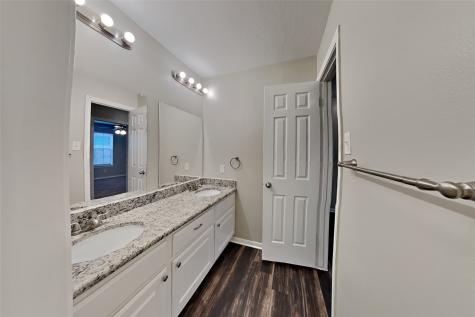 8638 Plum Lake Drive Houston TX 77095