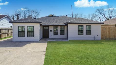 1419 Ogilvie Street Houston TX 77017