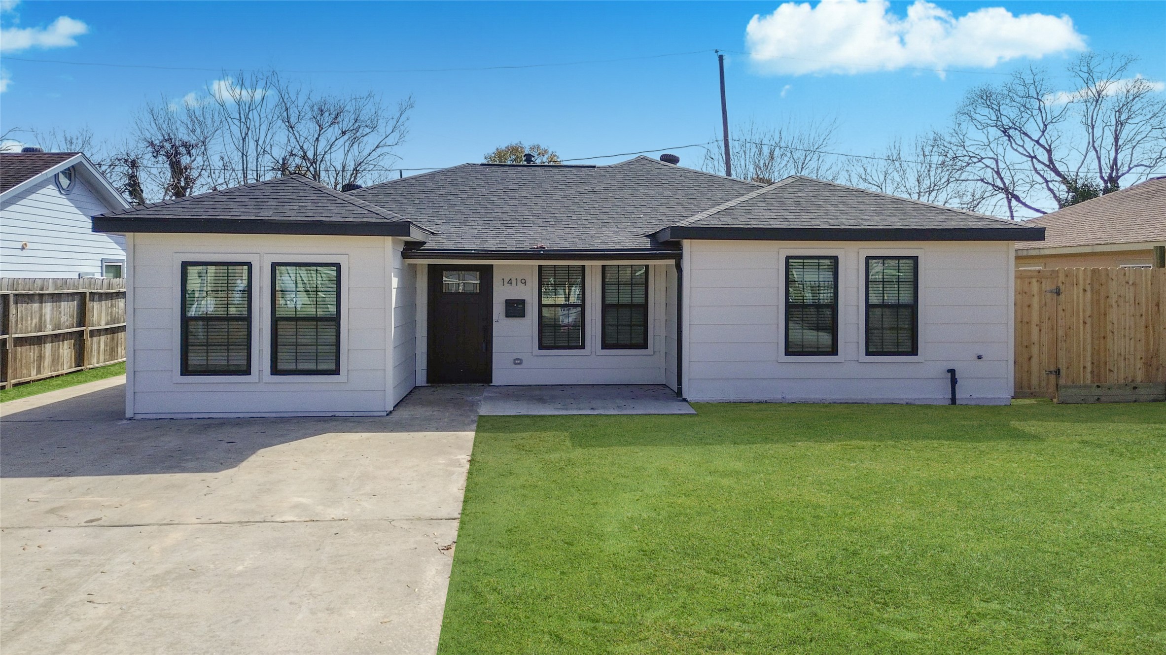1419 Ogilvie Street Houston TX 77017