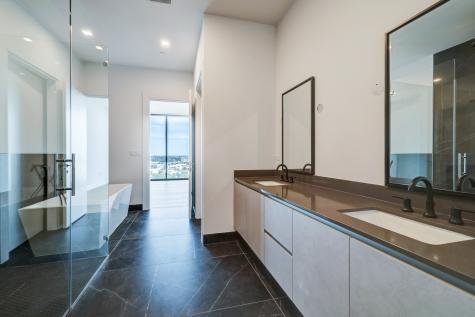 1711 Allen Parkway 2001 Houston TX 77019