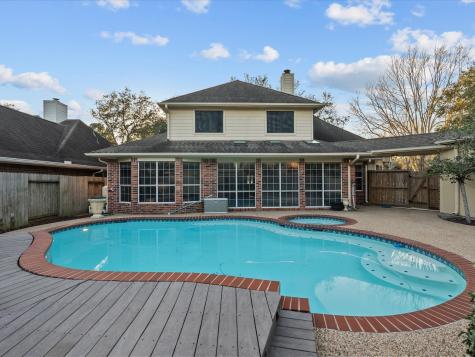 2210 Crimson Cove Court League City TX 77573