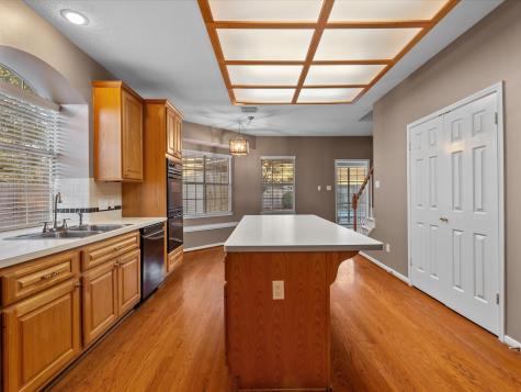 2210 Crimson Cove Court League City TX 77573