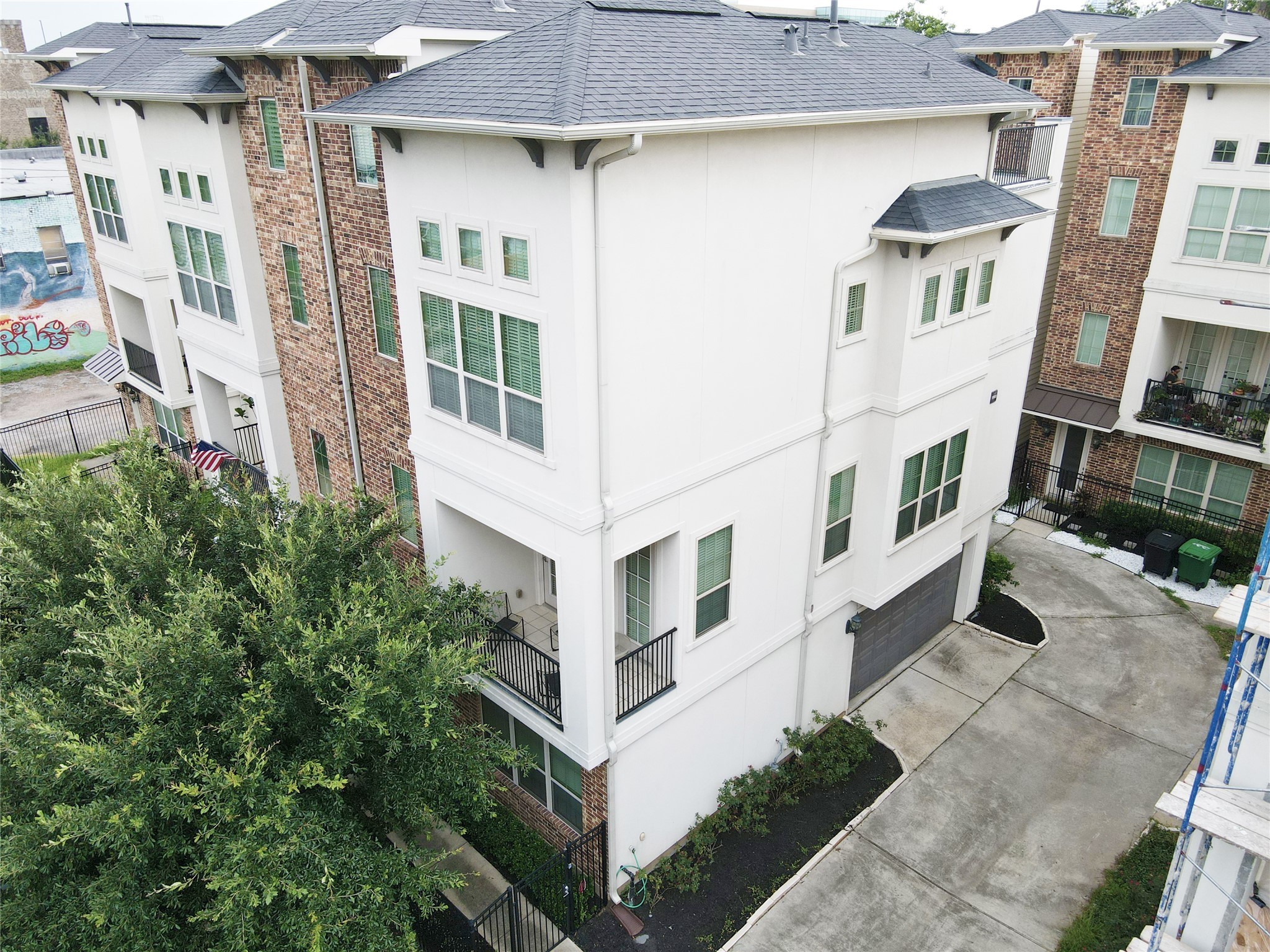 3408 La Branch Street B Houston TX 77004