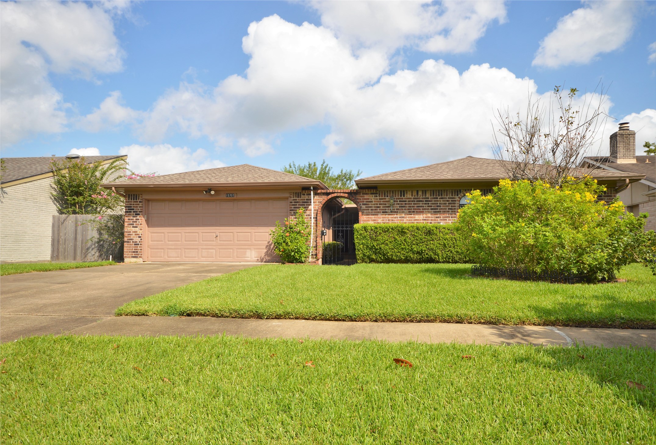 15707 Parksley Drive Houston TX 77059