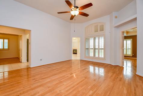 1827 Branch Hill Drive Pearland TX 77581