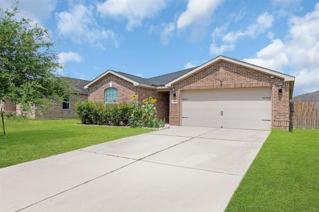 4902 Monarch Falls Lane Richmond TX 77469