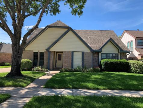 315 Muirwood Lane Sugar Land TX 77498