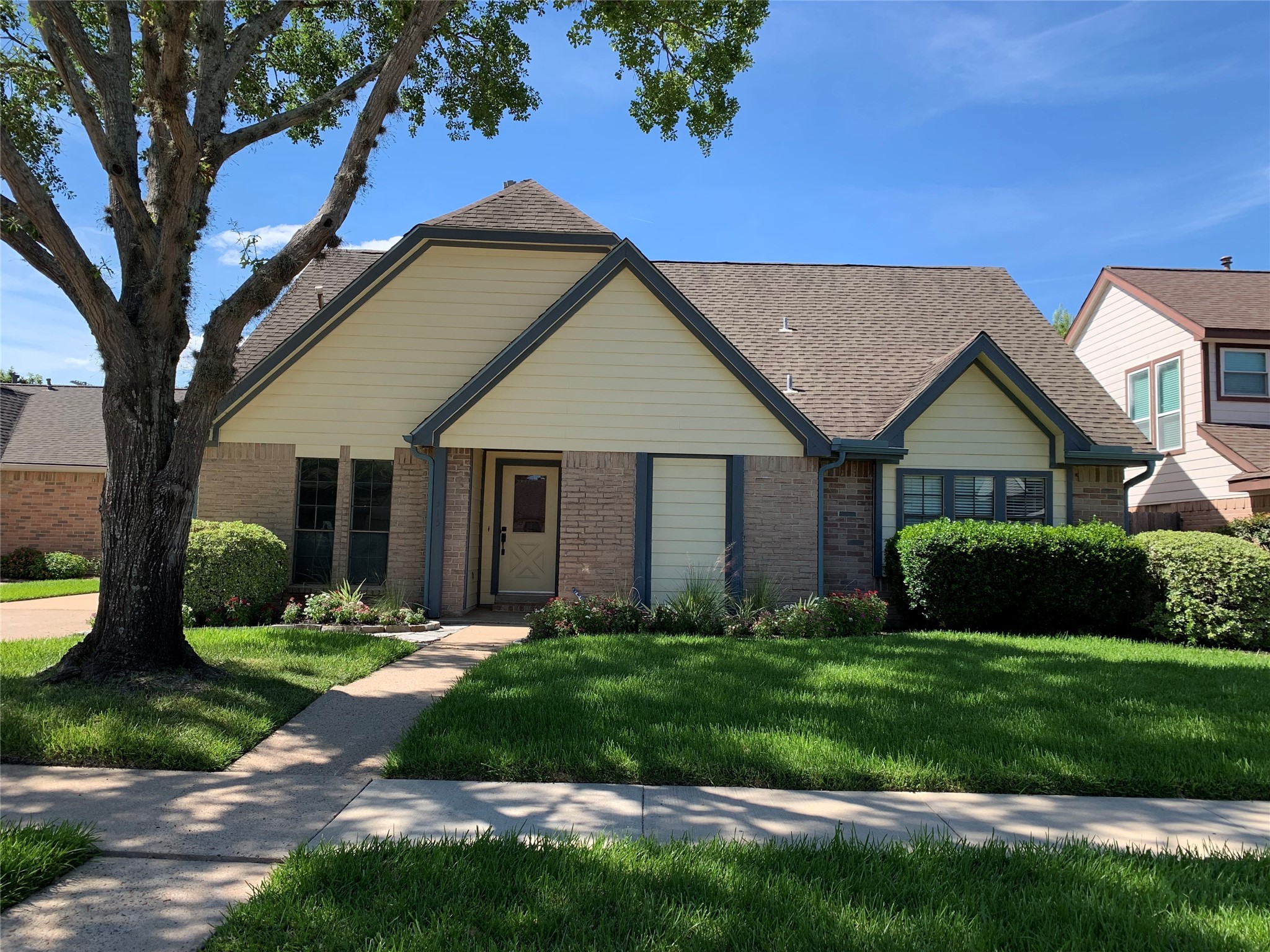 315 Muirwood Lane Sugar Land TX 77498
