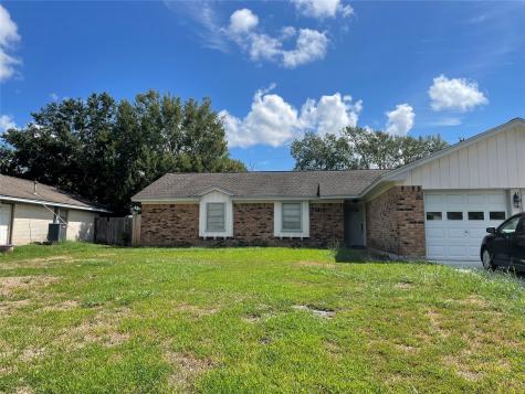 1907 Adams Street Alvin TX 77511