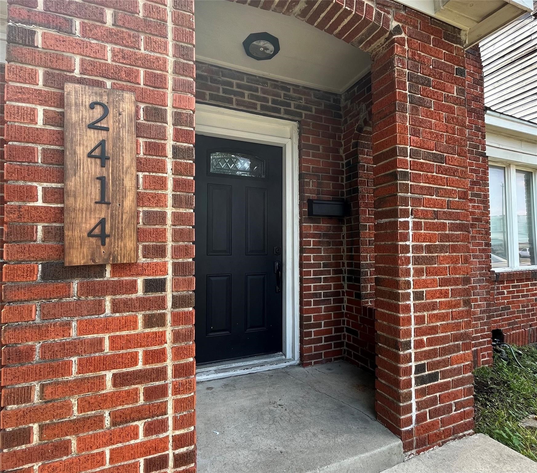 2414 Eagle Street Houston TX 77004