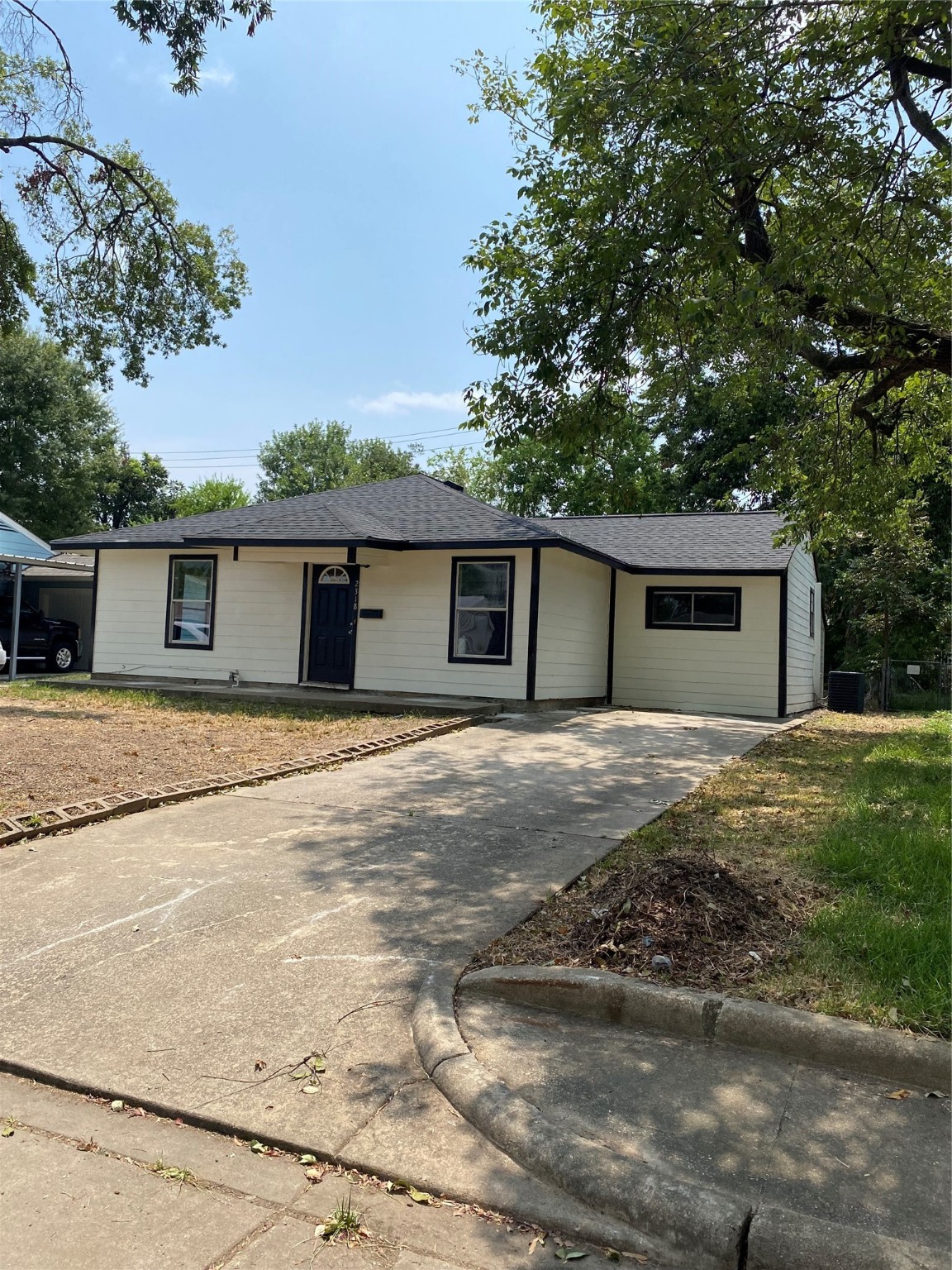 2318 Raymond Street Pasadena TX 77506